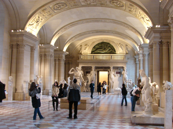 Participez à une chasse au Trésor insolite au musée du Louvre